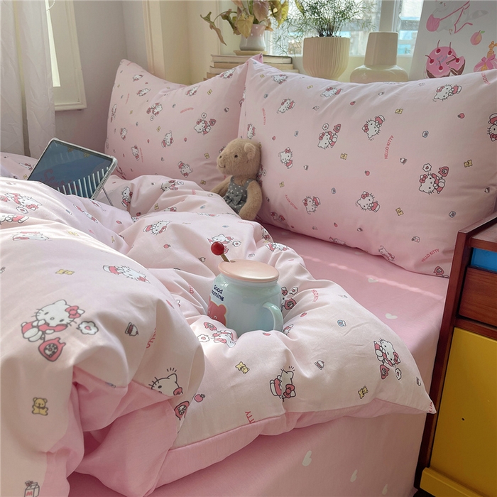 91家纺网 家纺一手货源 找家纺 桃子家居 2026新款A类三丽鸥正版授权卡通数码印花混搭纯棉印花系列四件套 棉三丽鸥-甜梦kt
