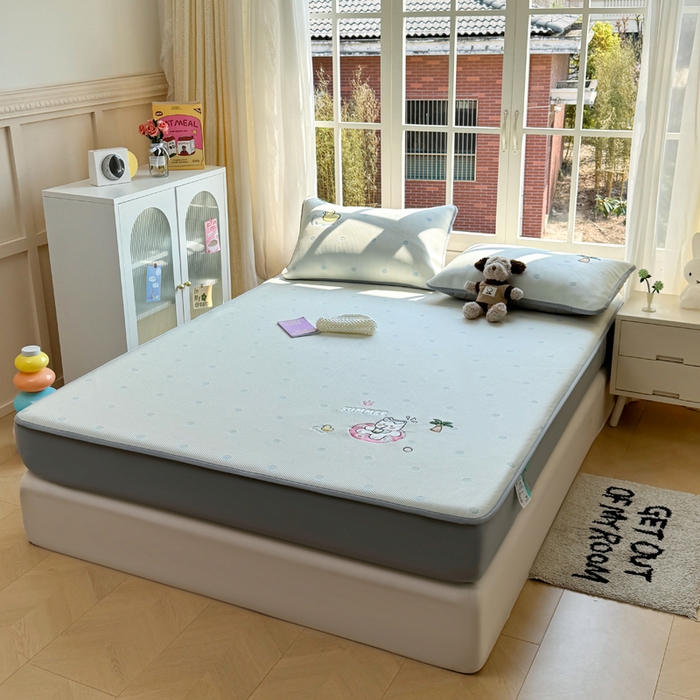 91家纺网 家纺一手货源 找家纺 凯罗 2026凯罗新款卡通印加绣花小红书爆款凉豆豆绣花床笠可水洗床笠款 夏日派对