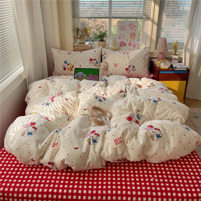91家纺网 家纺一手货源 找家纺 桃子家居 2026新款A类三丽鸥正版授权卡通数码印花混搭纯棉印花系列四件套 棉三丽鸥-甜心波点kt