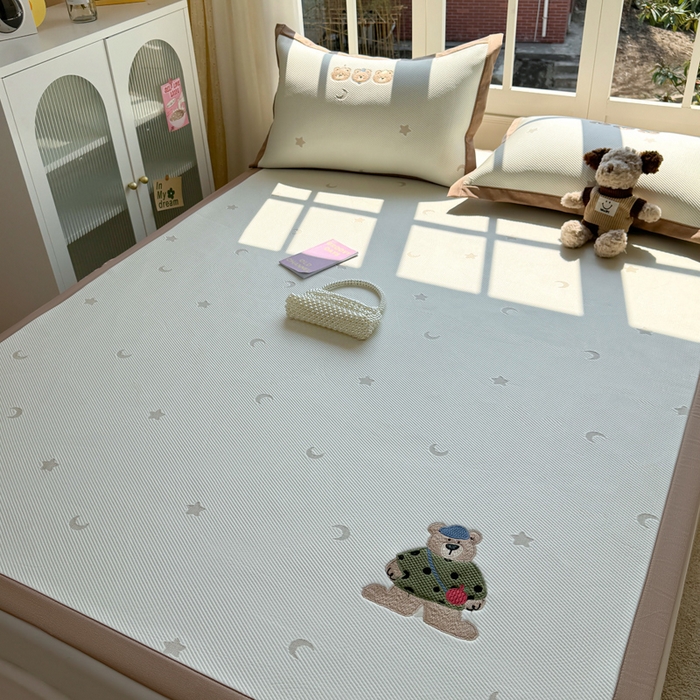 91家纺网 家纺一手货源 找家纺 （总）凯罗 2026凯罗新款卡通印加绣花小红书爆款凉豆豆绣花床席可水洗床席款