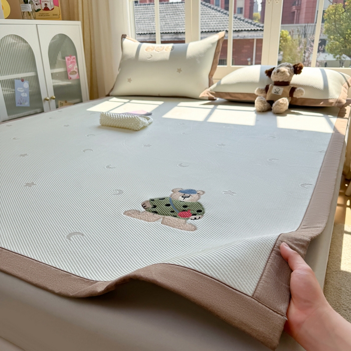 91家纺网 家纺一手货源 找家纺 （总）凯罗 2026凯罗新款卡通印加绣花小红书爆款凉豆豆绣花床席可水洗床席款