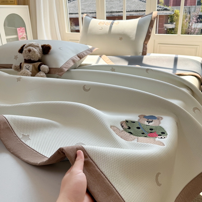 91家纺网 家纺一手货源 找家纺 （总）凯罗 2026凯罗新款卡通印加绣花小红书爆款凉豆豆绣花床席可水洗床席款