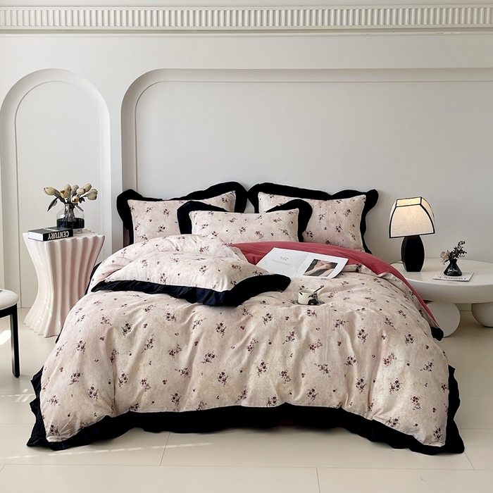 91家纺网 家纺一手货源 找家纺 蜜柚 2026新款全棉双层纱黑色花边复古赫本风四件套 莫顿庄园