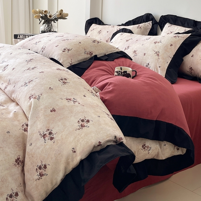 91家纺网 家纺一手货源 找家纺 蜜柚 2026新款全棉双层纱黑色花边复古赫本风四件套 莫顿庄园