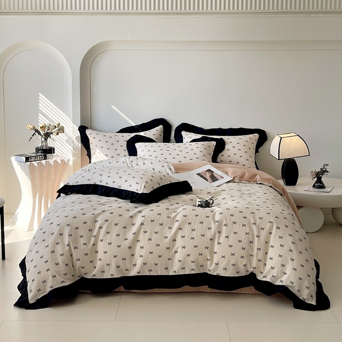 91家纺网 家纺一手货源 找家纺 蜜柚 2026新款全棉双层纱黑色花边复古赫本风四件套 少女心事