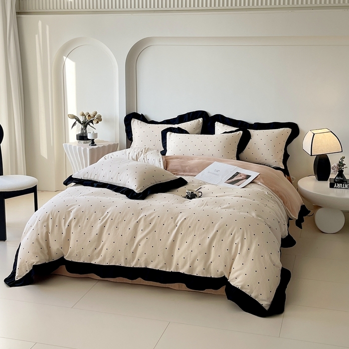 91家纺网 家纺一手货源 找家纺 蜜柚 2026新款全棉双层纱黑色花边复古赫本风四件套 圆舞曲