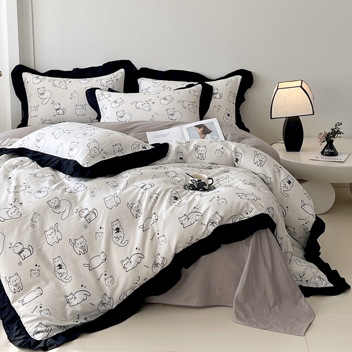 91家纺网 家纺一手货源 找家纺 蜜柚 2026新款全棉双层纱黑色花边复古赫本风四件套 线条猫咪