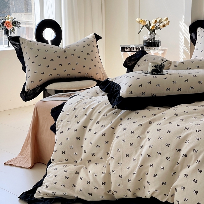 91家纺网 家纺一手货源 找家纺 蜜柚 2026新款全棉双层纱黑色花边复古赫本风四件套 少女心事