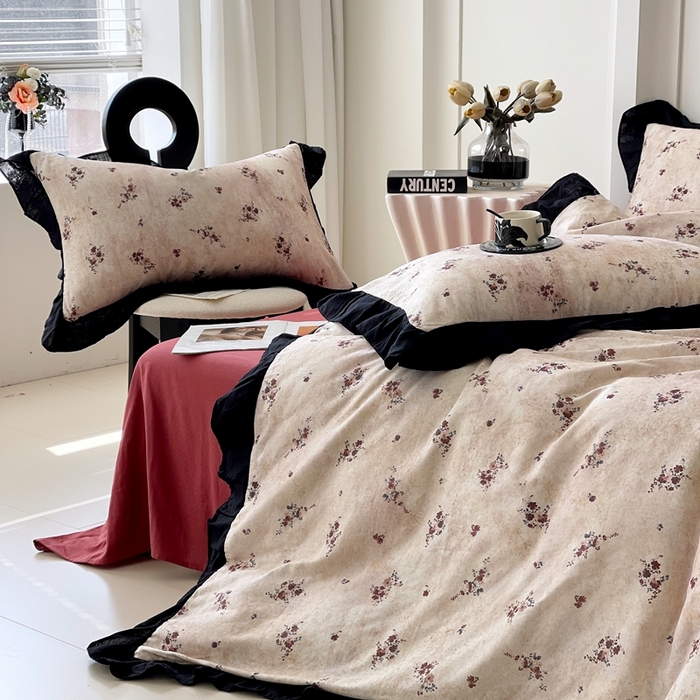 91家纺网 家纺一手货源 找家纺 蜜柚 2026新款全棉双层纱黑色花边复古赫本风四件套 莫顿庄园