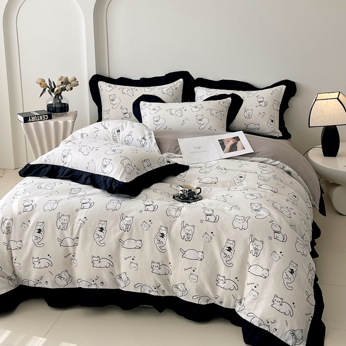 91家纺网 家纺一手货源 找家纺 蜜柚 2026新款全棉双层纱黑色花边复古赫本风四件套 线条猫咪