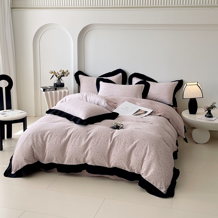 91家纺网 家纺一手货源 找家纺 蜜柚 2026新款全棉双层纱黑色花边复古赫本风四件套 樱桃小曲