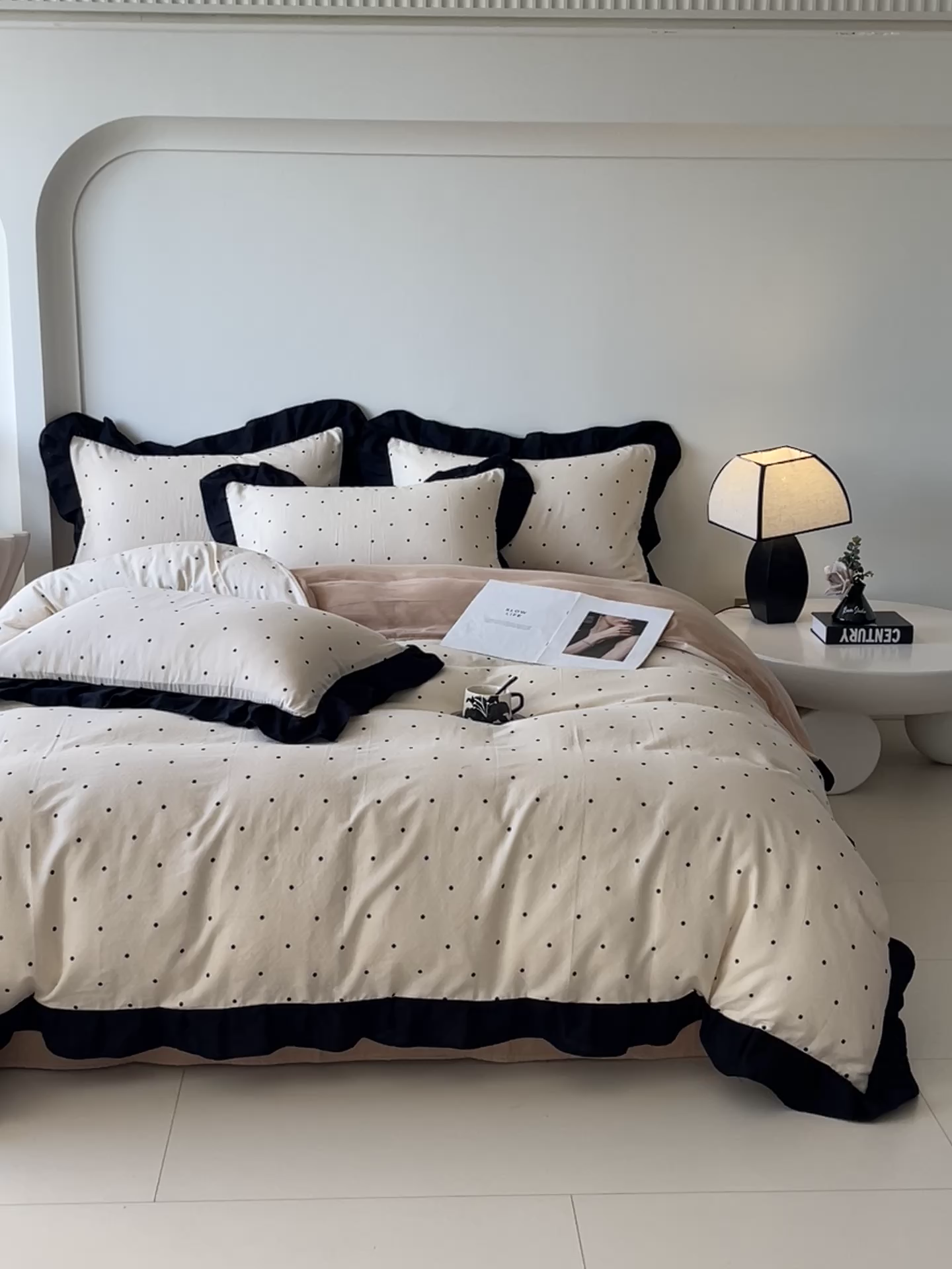 91家纺网 家纺一手货源 找家纺 蜜柚 2026新款全棉双层纱黑色花边复古赫本风四件套 圆舞曲