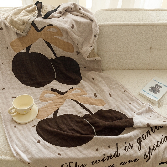 91家纺网 家纺一手货源 找家纺 沐珩家纺 2026新款全棉纯棉四层纱布浴巾沙发巾加大尺寸多功能毛巾毯 爱心樱桃