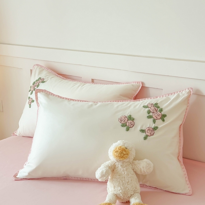 91家纺网 家纺一手货源 找家纺 蜜柚 2026新款全棉贝壳边小清新刺绣花四件套 玫瑰之约