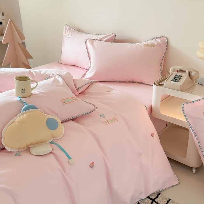 91家纺网 家纺一手货源 找家纺 蜜柚 2026新款全棉贝壳边小清新刺绣花四件套 爱心mini-粉