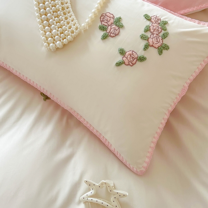 91家纺网 家纺一手货源 找家纺 蜜柚 2026新款全棉贝壳边小清新刺绣花四件套 玫瑰之约