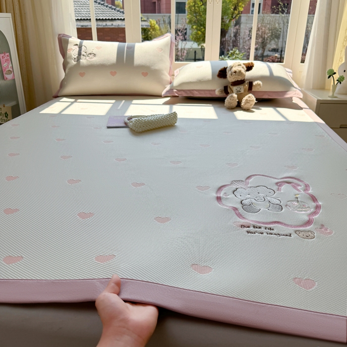凯罗 2026凯罗新款卡通印加绣花小红书爆款凉豆豆绣花床席可水洗床席款 甜甜烘焙屋