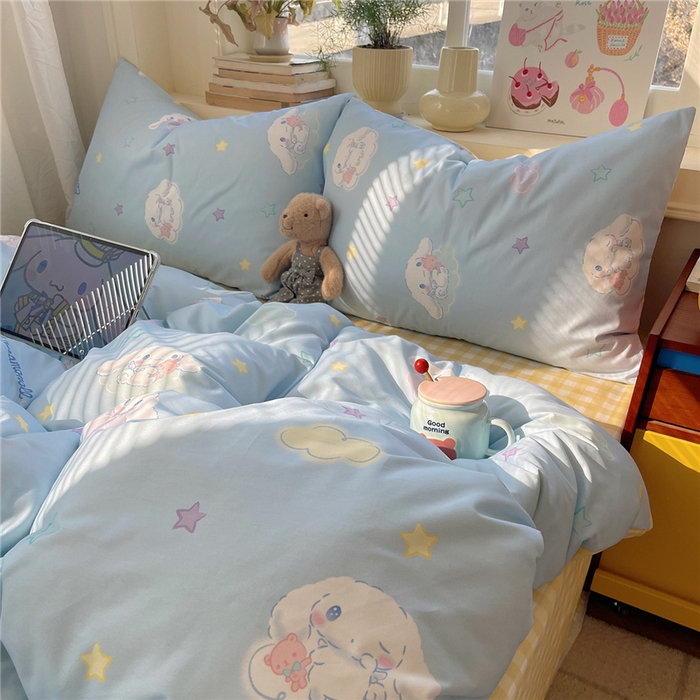 91家纺网 家纺一手货源 找家纺 桃子家居 2026新款A类三丽鸥正版授权卡通数码印花混搭纯棉印花系列四件套 棉三丽鸥-云朵玉桂狗