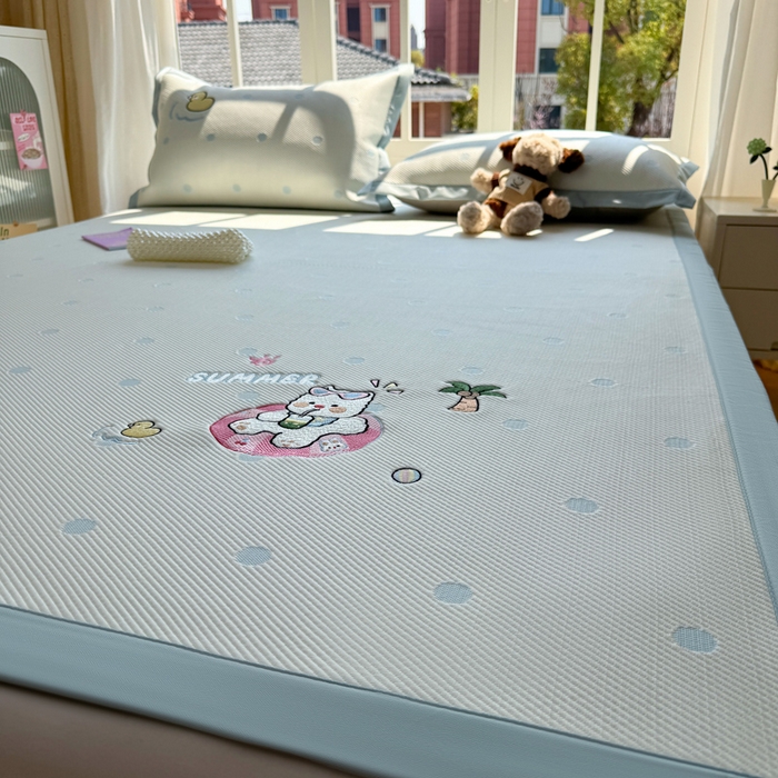 91家纺网 家纺一手货源 找家纺 凯罗 2026凯罗新款卡通印加绣花小红书爆款凉豆豆绣花床席可水洗床席款 夏日派对