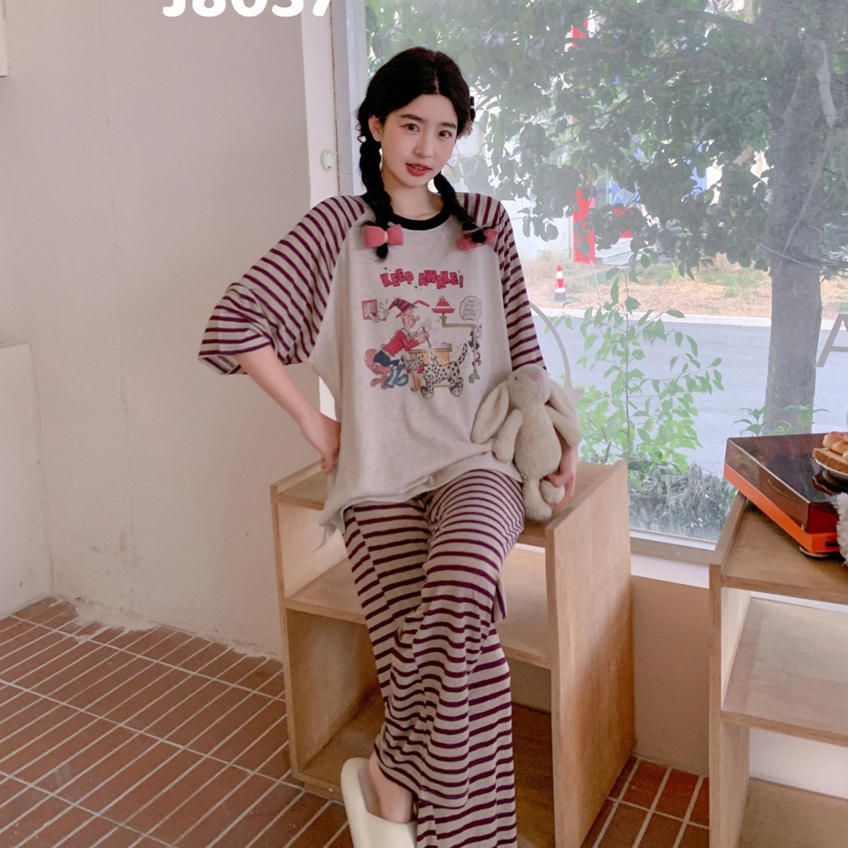 91家纺网 家纺一手货源 找家纺 妍景家居生活馆 2026新款午后原野套装 紫色条