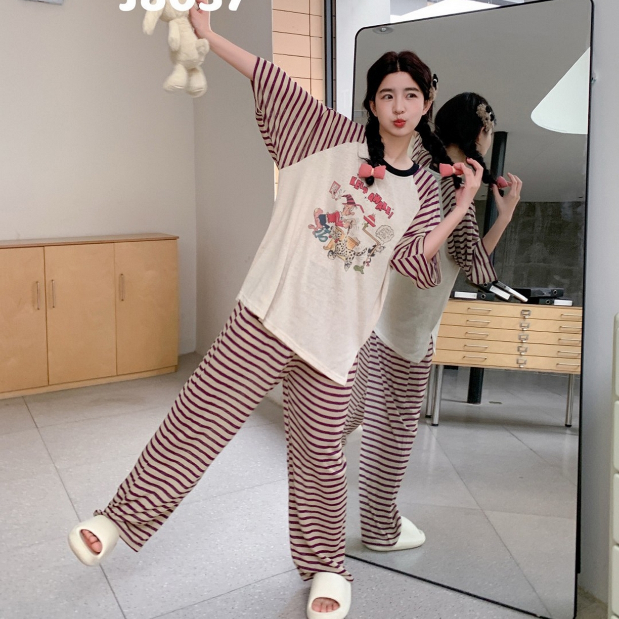 91家纺网 家纺一手货源 找家纺 妍景家居生活馆 2026新款午后原野套装 紫色条