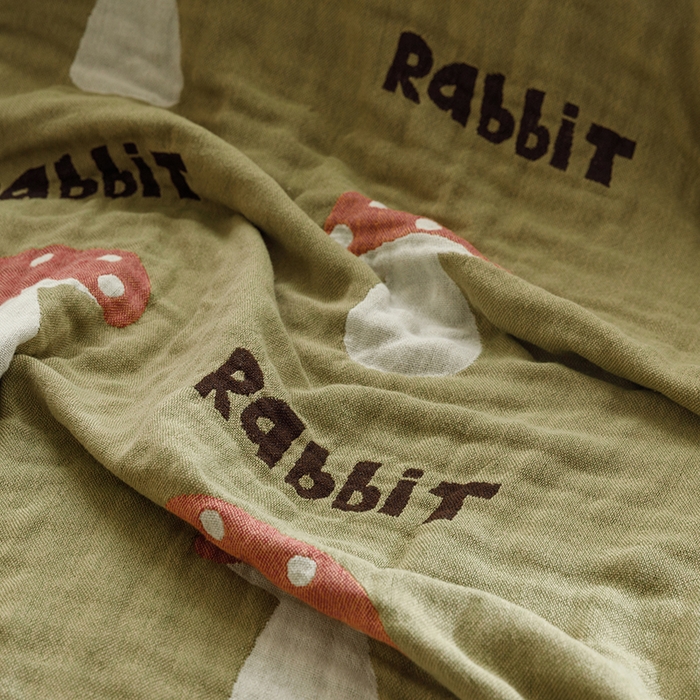 91家纺网 家纺一手货源 找家纺 沐珩家纺 2026新款全棉纯棉四层纱布浴巾沙发巾加大尺寸多功能毛巾毯 小蘑菇