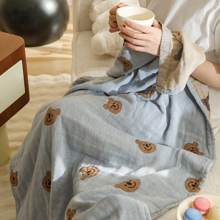 91家纺网 家纺一手货源 找家纺 沐珩家纺 2026新款全棉纯棉四层纱布浴巾沙发巾加大尺寸多功能毛巾毯 小熊软糖