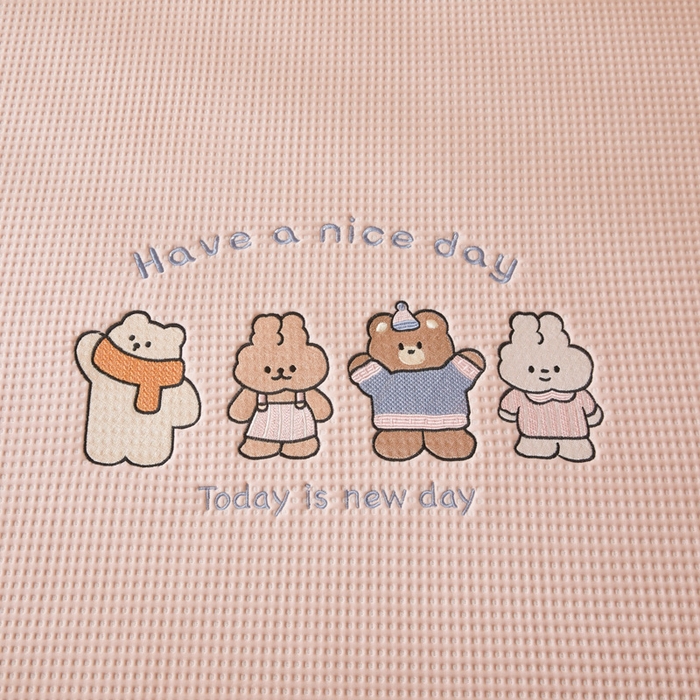 91家纺网 家纺一手货源 找家纺 凯罗 2026新款卡通绣花小红书爆款凉豆豆绣花床席可水洗床席凉席席子 米兜米兜-粉 床席款