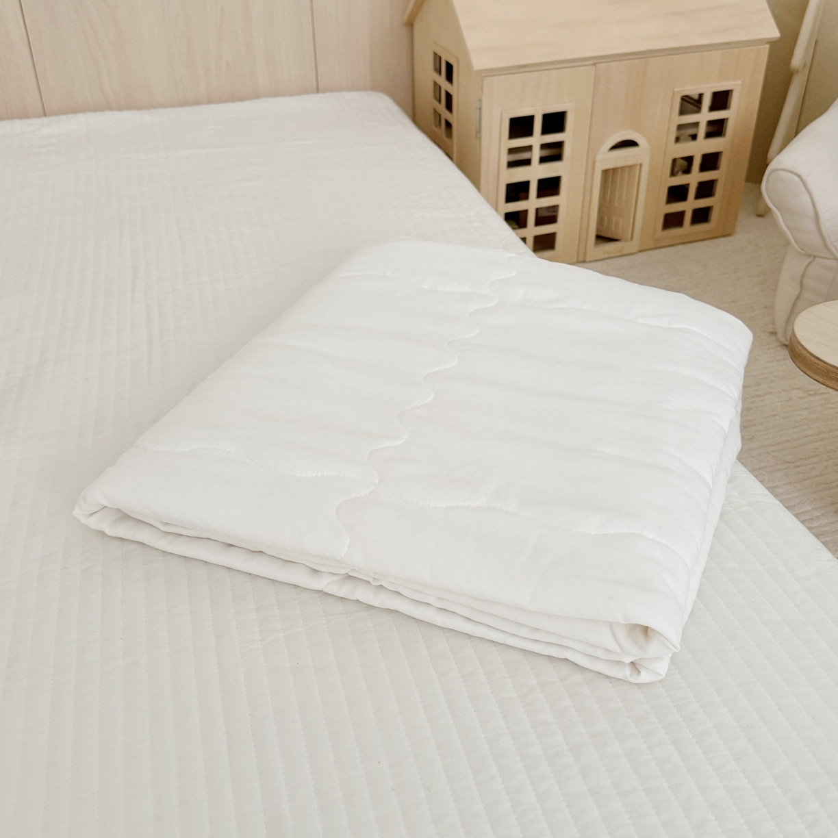 91家纺网 家纺一手货源 找家纺 BOSS 2026新款全棉纯棉大版卡通贴布绣花幼儿园多件套 幼儿园被芯垫芯枕芯手提袋