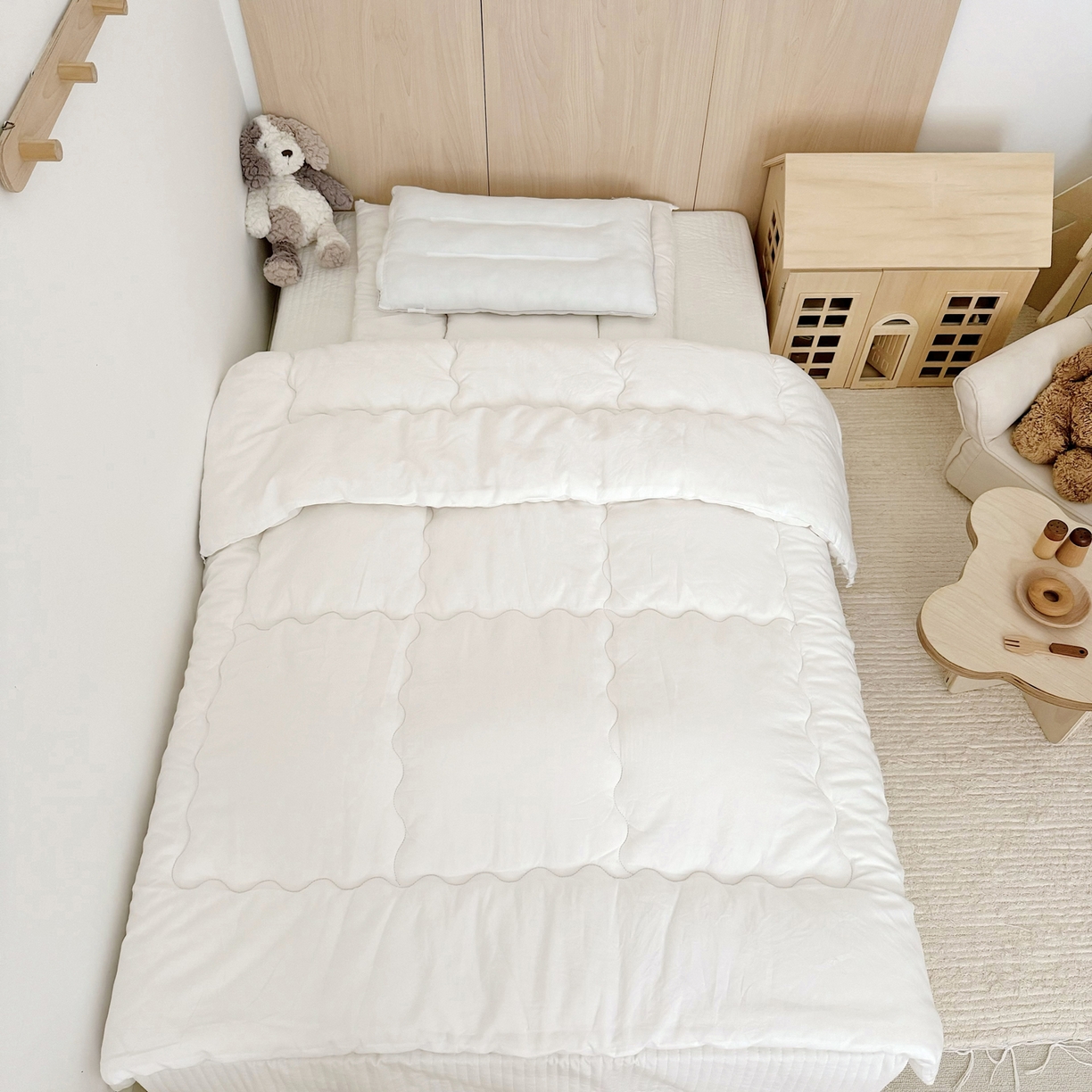 91家纺网 家纺一手货源 找家纺 BOSS 2026新款全棉纯棉大版卡通贴布绣花幼儿园多件套 幼儿园被芯垫芯枕芯手提袋