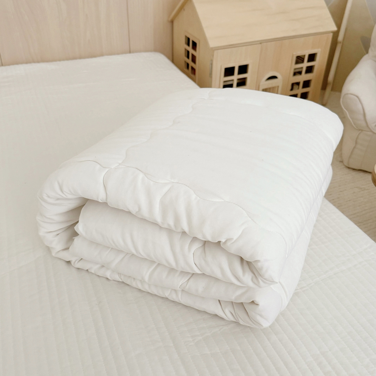 91家纺网 家纺一手货源 找家纺 BOSS 2026新款全棉纯棉大版卡通贴布绣花幼儿园多件套 幼儿园被芯垫芯枕芯手提袋