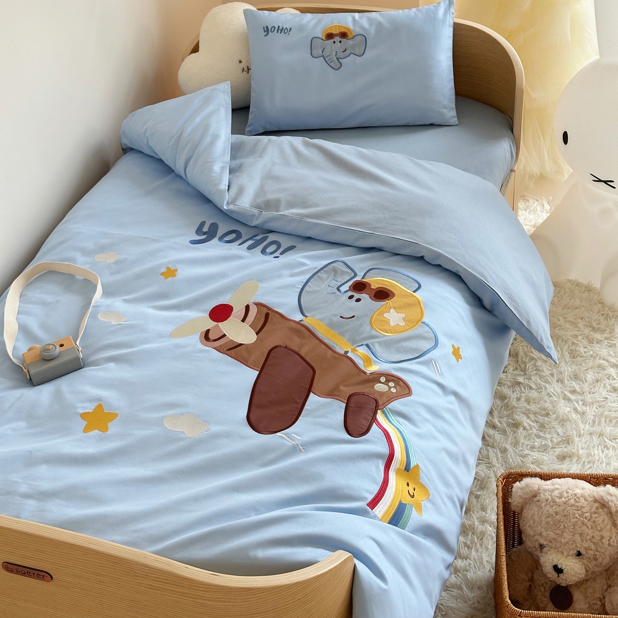 91家纺网 家纺一手货源 找家纺 BOSS 2026新款全棉纯棉大版卡通贴布绣花幼儿园多件套 大象飞行员