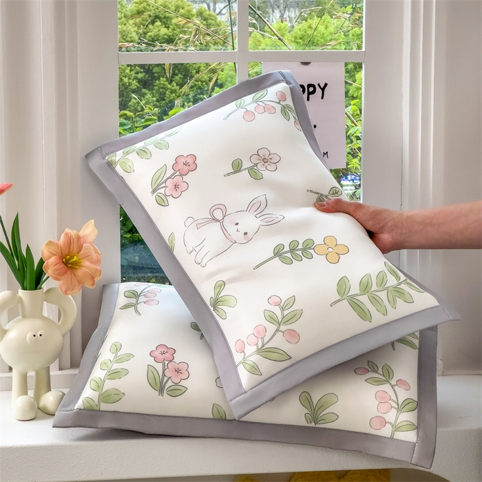 91家纺网 家纺一手货源 找家纺 （总）兄弟坊 2026新款大版碳光冰丝儿童枕头午睡枕学生枕头枕芯幼儿园枕头