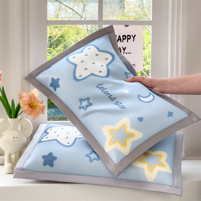 91家纺网 家纺一手货源 找家纺 （总）兄弟坊 2026新款大版碳光冰丝儿童枕头午睡枕学生枕头枕芯幼儿园枕头