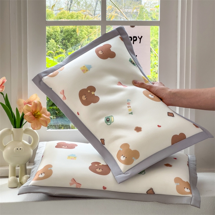 91家纺网 家纺一手货源 找家纺 （总）兄弟坊 2026新款大版碳光冰丝儿童枕头午睡枕学生枕头枕芯幼儿园枕头