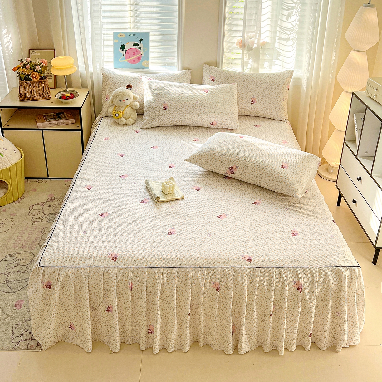 91家纺网 家纺一手货源 找家纺 鹿辉家居（原吉欧力） 2026新款泡泡床裙四件套 床裙款-花中小熊