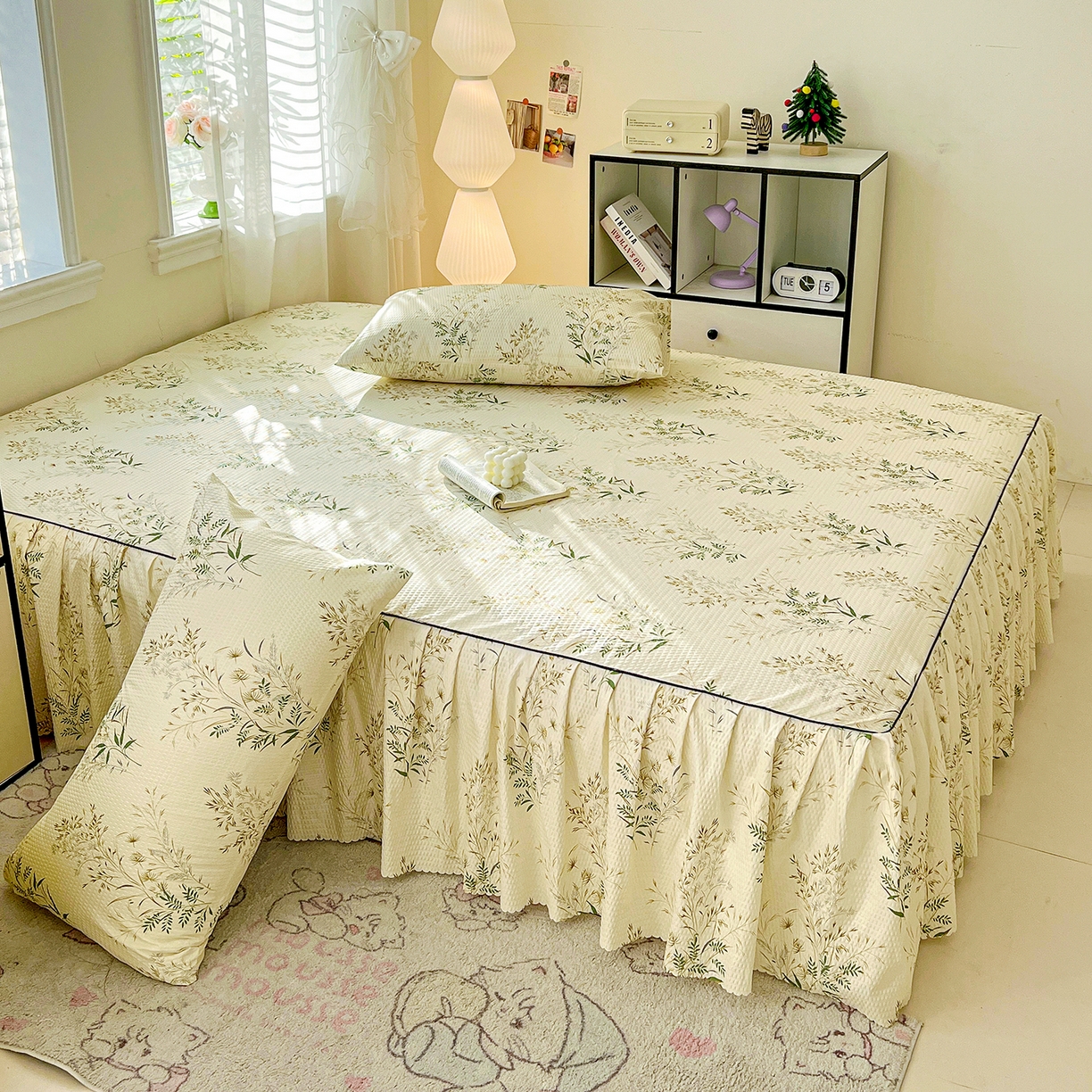 91家纺网 家纺一手货源 找家纺 鹿辉家居（原吉欧力） 2026新款泡泡床裙四件套 床裙款-花枝飞舞