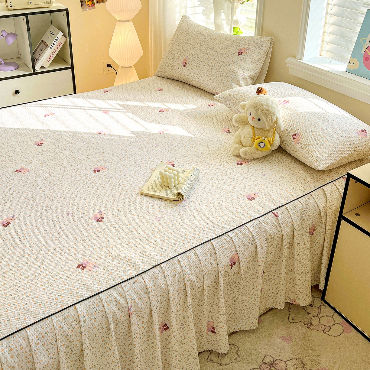 91家纺网 家纺一手货源 找家纺 鹿辉家居（原吉欧力） 2026新款泡泡床裙四件套 床裙款-花中小熊