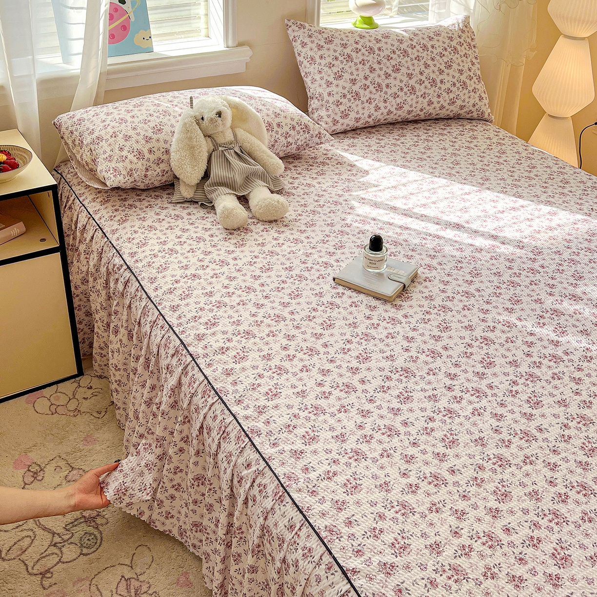 91家纺网 家纺一手货源 找家纺 鹿辉家居（原吉欧力） 2026新款泡泡床裙四件套 床裙款-粉色碎花