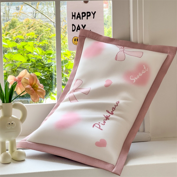 91家纺网 家纺一手货源 找家纺 兄弟坊 2026新款大版碳光冰丝儿童枕头午睡枕学生枕头枕芯幼儿园枕头 冰丝枕头-粉粉云朵