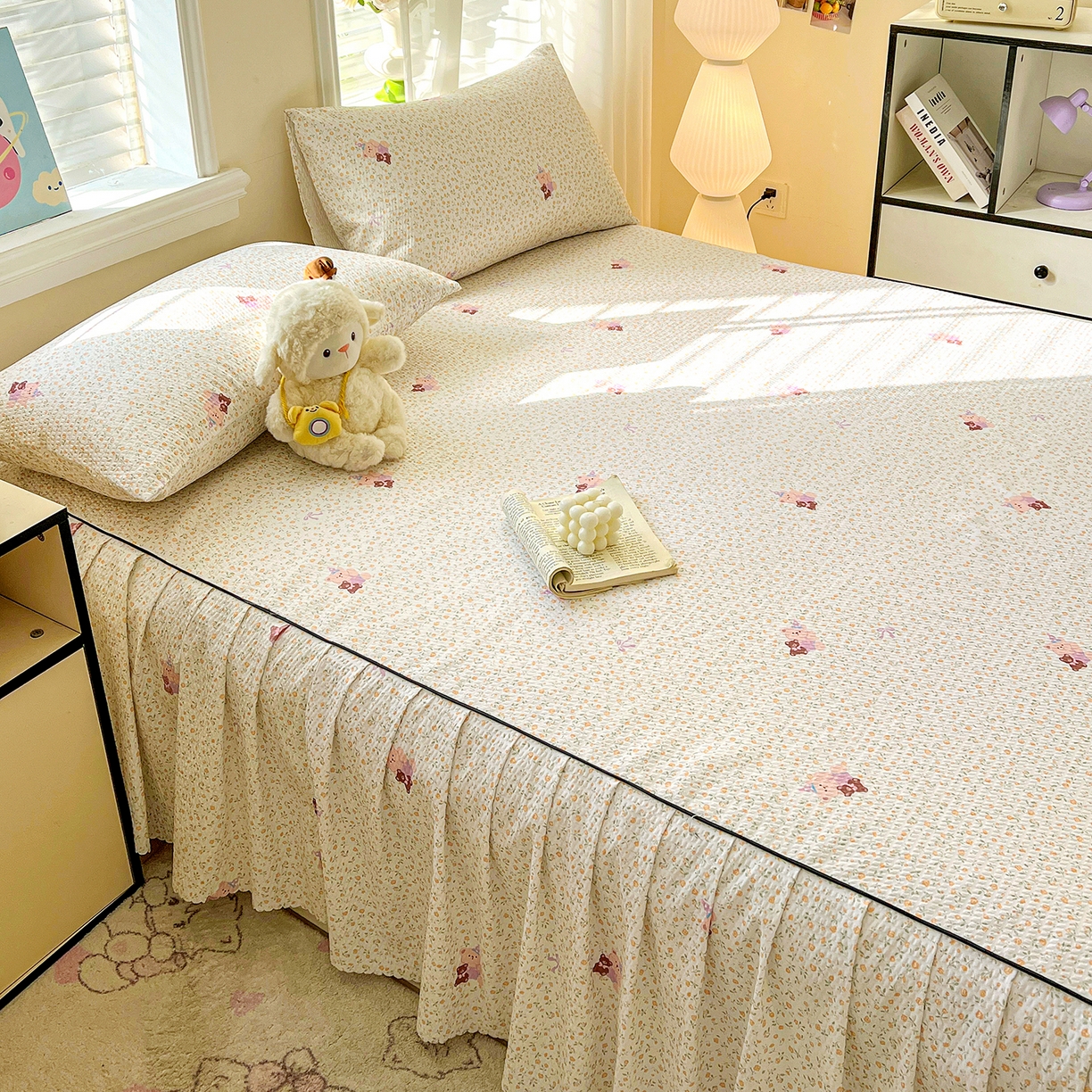 91家纺网 家纺一手货源 找家纺 鹿辉家居（原吉欧力） 2026新款泡泡床裙四件套 床裙款-花中小熊