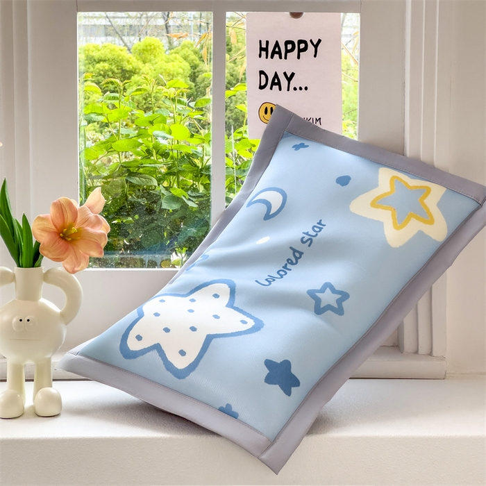 91家纺网 家纺一手货源 找家纺 兄弟坊 2026新款大版碳光冰丝儿童枕头午睡枕学生枕头枕芯幼儿园枕头 冰丝枕头-闪闪星空