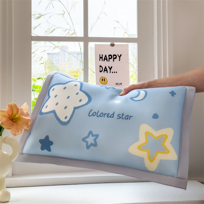 91家纺网 家纺一手货源 找家纺 兄弟坊 2026新款大版碳光冰丝儿童枕头午睡枕学生枕头枕芯幼儿园枕头 冰丝枕头-闪闪星空