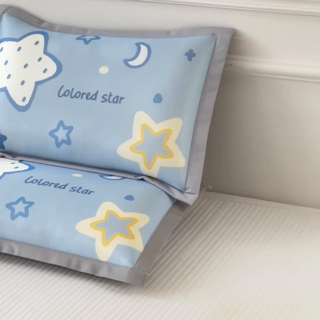 91家纺网 家纺一手货源 找家纺 兄弟坊 2026新款大版碳光冰丝儿童枕头午睡枕学生枕头枕芯幼儿园枕头 冰丝枕头-闪闪星空