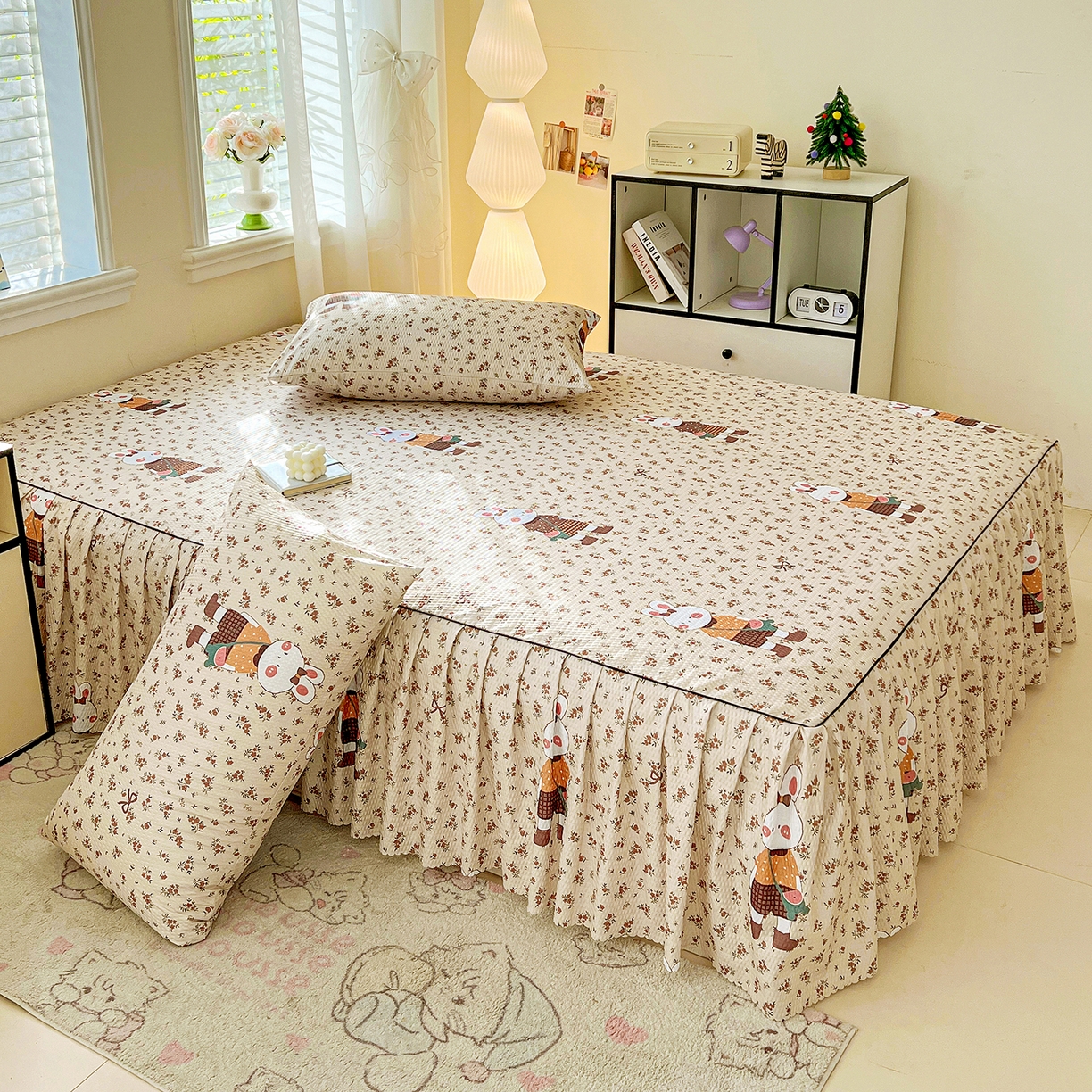 91家纺网 家纺一手货源 找家纺 鹿辉家居（原吉欧力） 2026新款泡泡床裙四件套 床裙款-碎花小兔