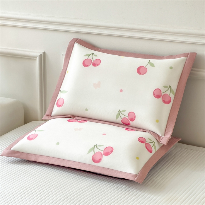 91家纺网 家纺一手货源 找家纺 兄弟坊 2026新款大版碳光冰丝儿童枕头午睡枕学生枕头枕芯幼儿园枕头 冰丝枕头-甜梦樱桃