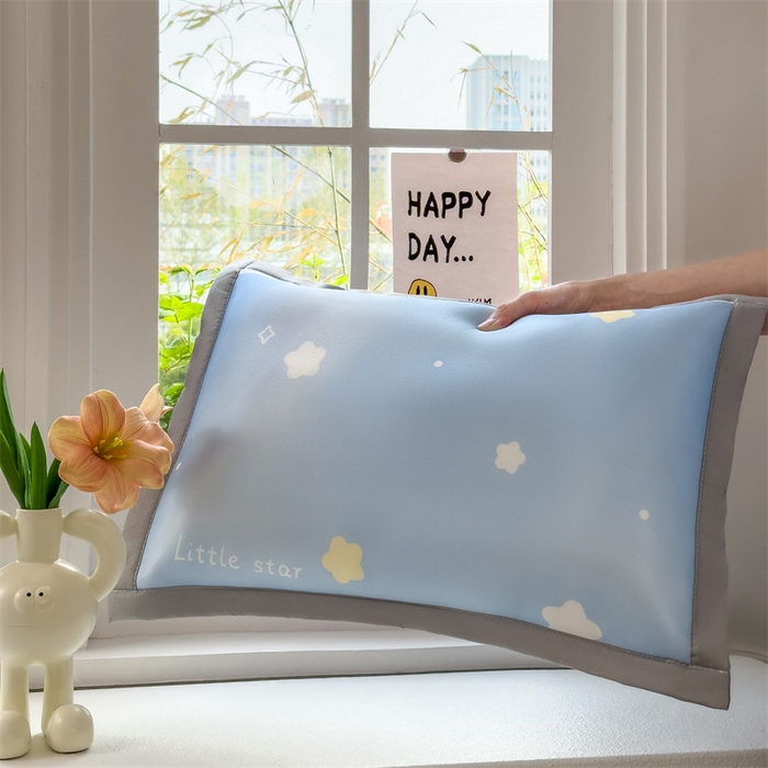 91家纺网 家纺一手货源 找家纺 兄弟坊 2026新款大版碳光冰丝儿童枕头午睡枕学生枕头枕芯幼儿园枕头 冰丝枕头-星辰点点