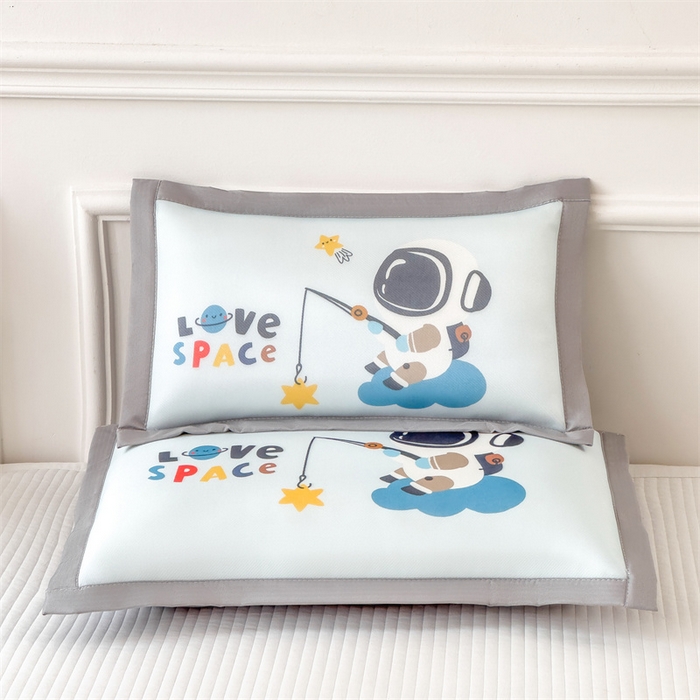 91家纺网 家纺一手货源 找家纺 兄弟坊 2026新款大版碳光冰丝儿童枕头午睡枕学生枕头枕芯幼儿园枕头 冰丝枕头-星际探索