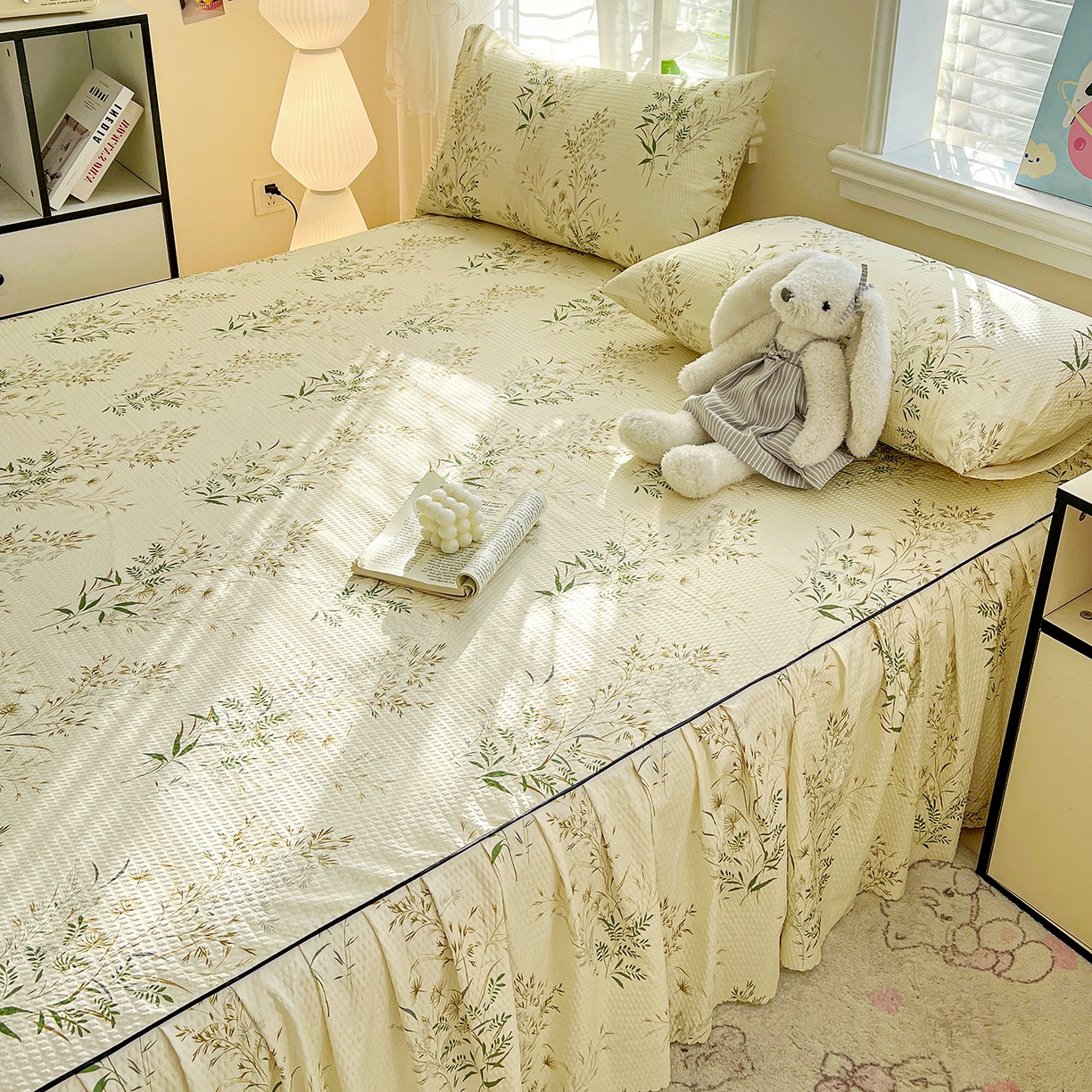 91家纺网 家纺一手货源 找家纺 鹿辉家居（原吉欧力） 2026新款泡泡床裙四件套 床裙款-花枝飞舞