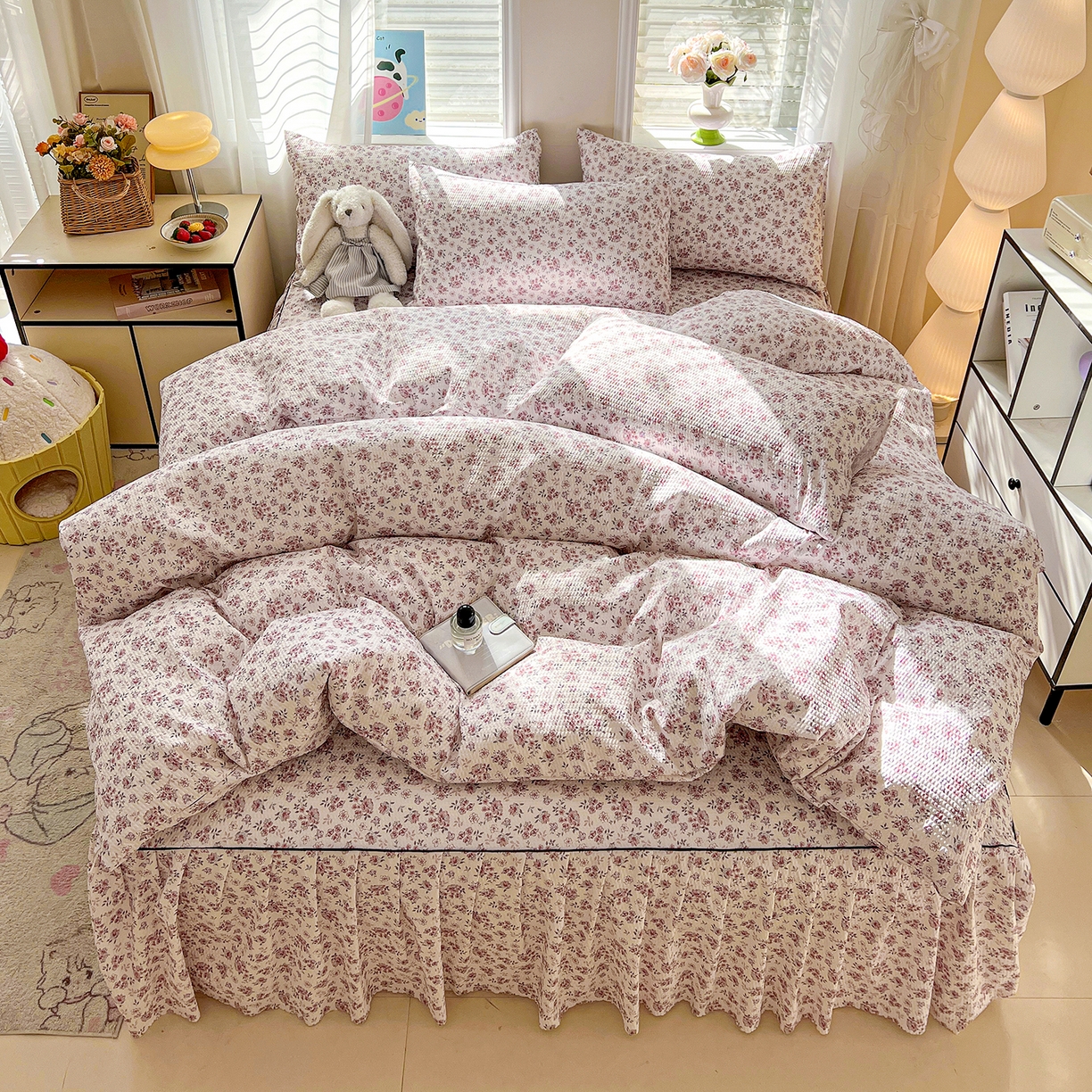 91家纺网 家纺一手货源 找家纺 鹿辉家居（原吉欧力） 2026新款泡泡床裙四件套 床裙款-粉色碎花